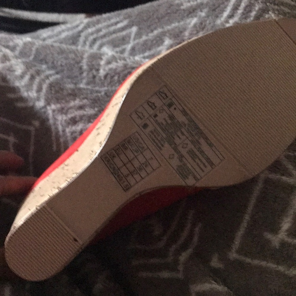 Forever 21 Wedges Red size 7